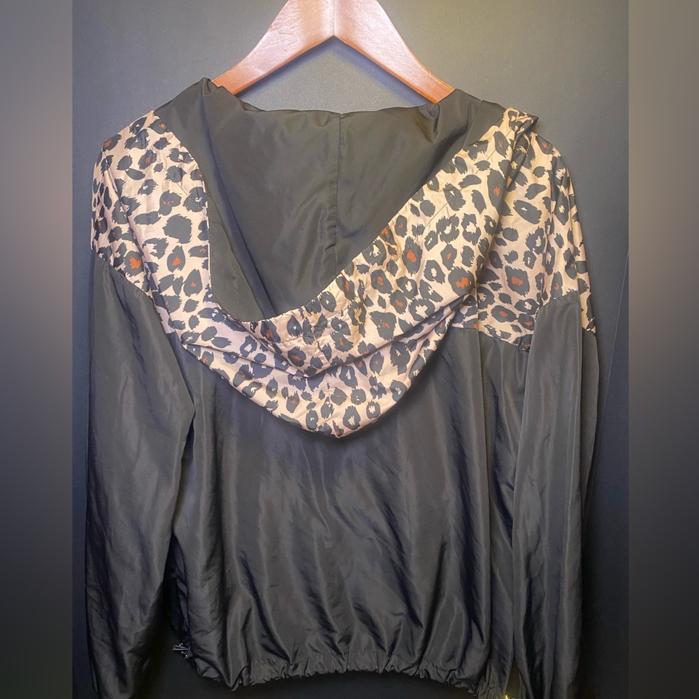 Main Strip Black and Leopard‎ Print Jacket